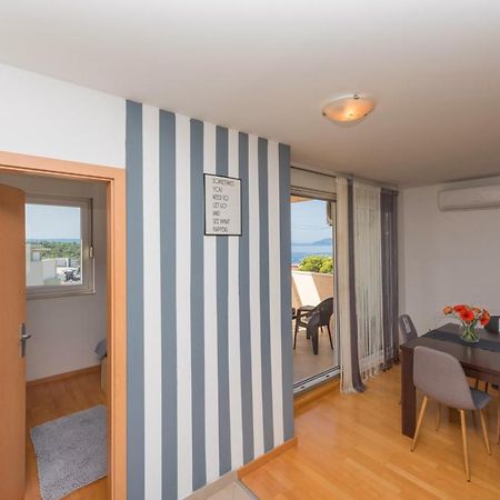 Apartment Sea View In Makarska, Free Parking Екстер'єр фото