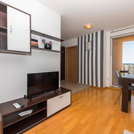 Apartment Sea View In Makarska, Free Parking Екстер'єр фото