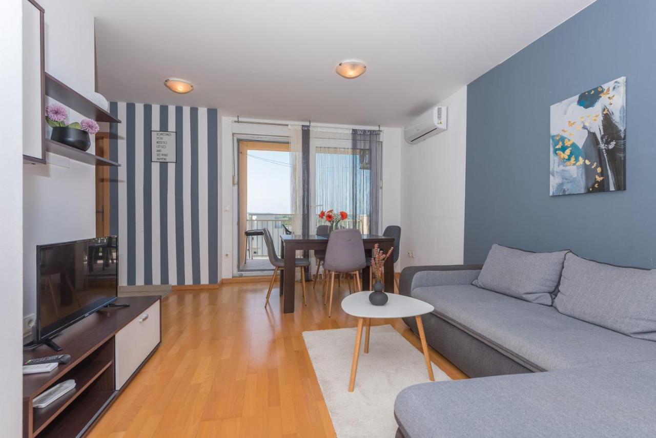 Apartment Sea View In Makarska, Free Parking Екстер'єр фото